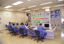 井荻トンネルを支える施設　中央監視室の写真